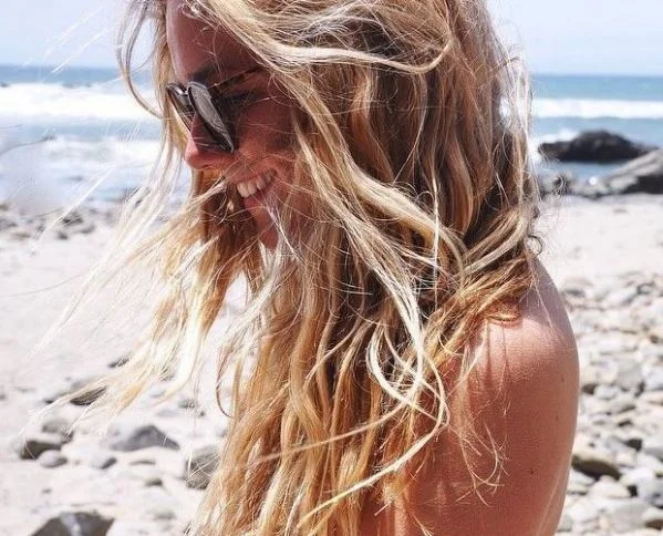 Bu məşhur azərbaycanlı xanım tələbə qızları əxlaqsızlığa cəlb edirmiş - DETALLAR