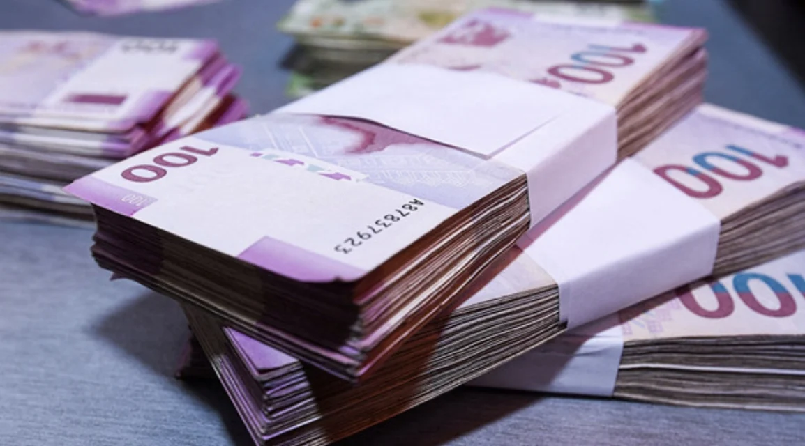Azərbaycanda bankdan 1 milyard pul yoxa çıxıb - Şok iddia