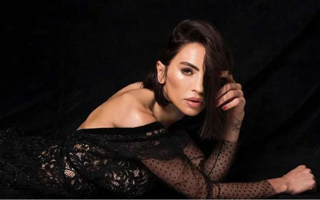 Azərbaycanlı sənətçinin əxlaqsız görüntüləri yayıldı - Foto