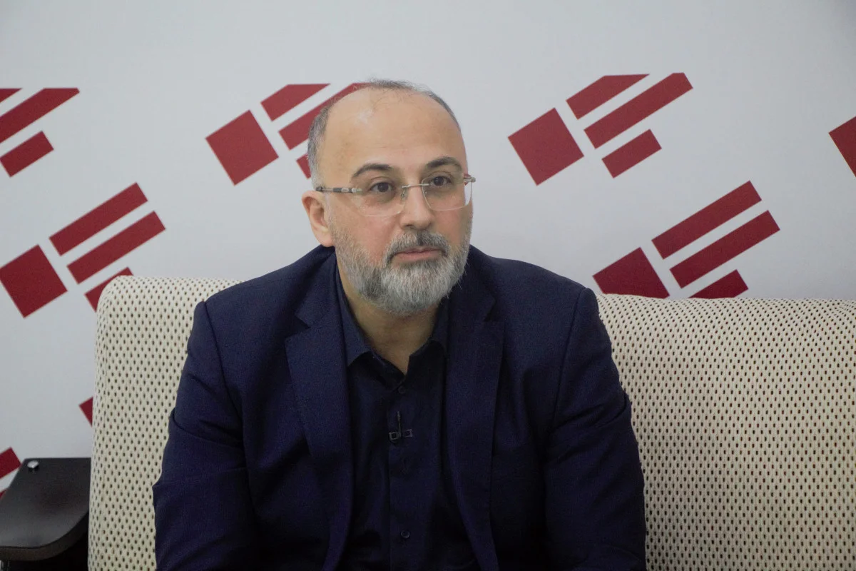 Elşad Miridən valideynlərə çağırış: Oğlanları sünnət etdirməyin