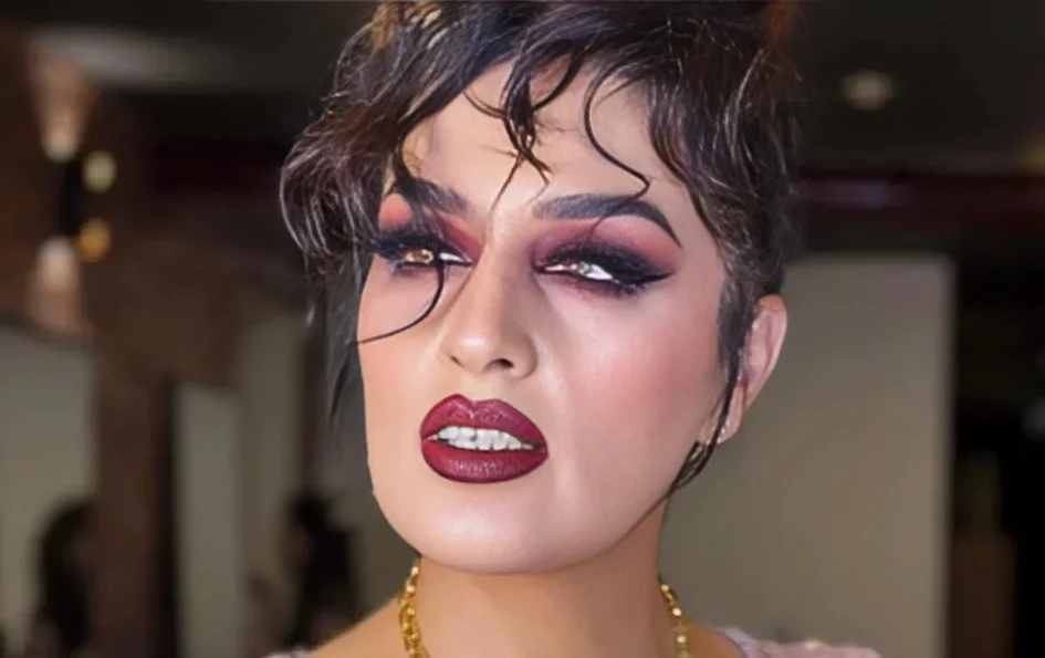 İstəyirəm ki, məni həzm edə bilməyib çeynəsinlər - Elza