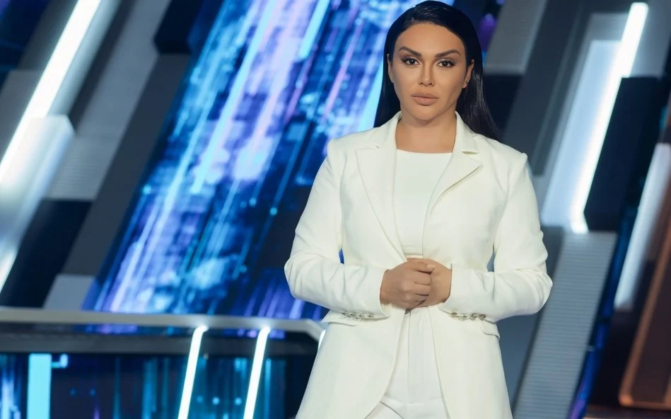 Tanınmış aparıcı efirə qayıtdı - Foto